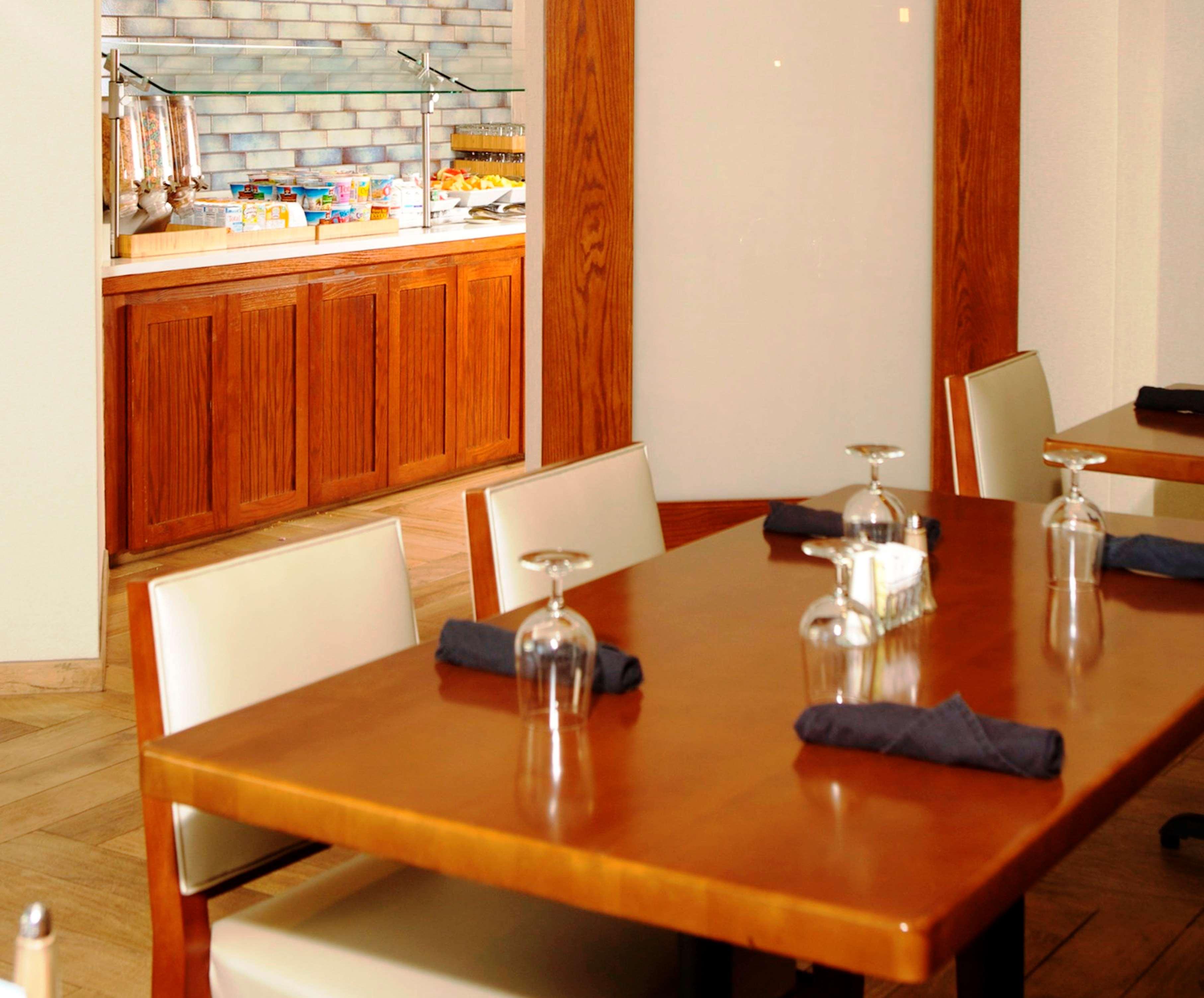 Doubletree By Hilton Raleigh-durham