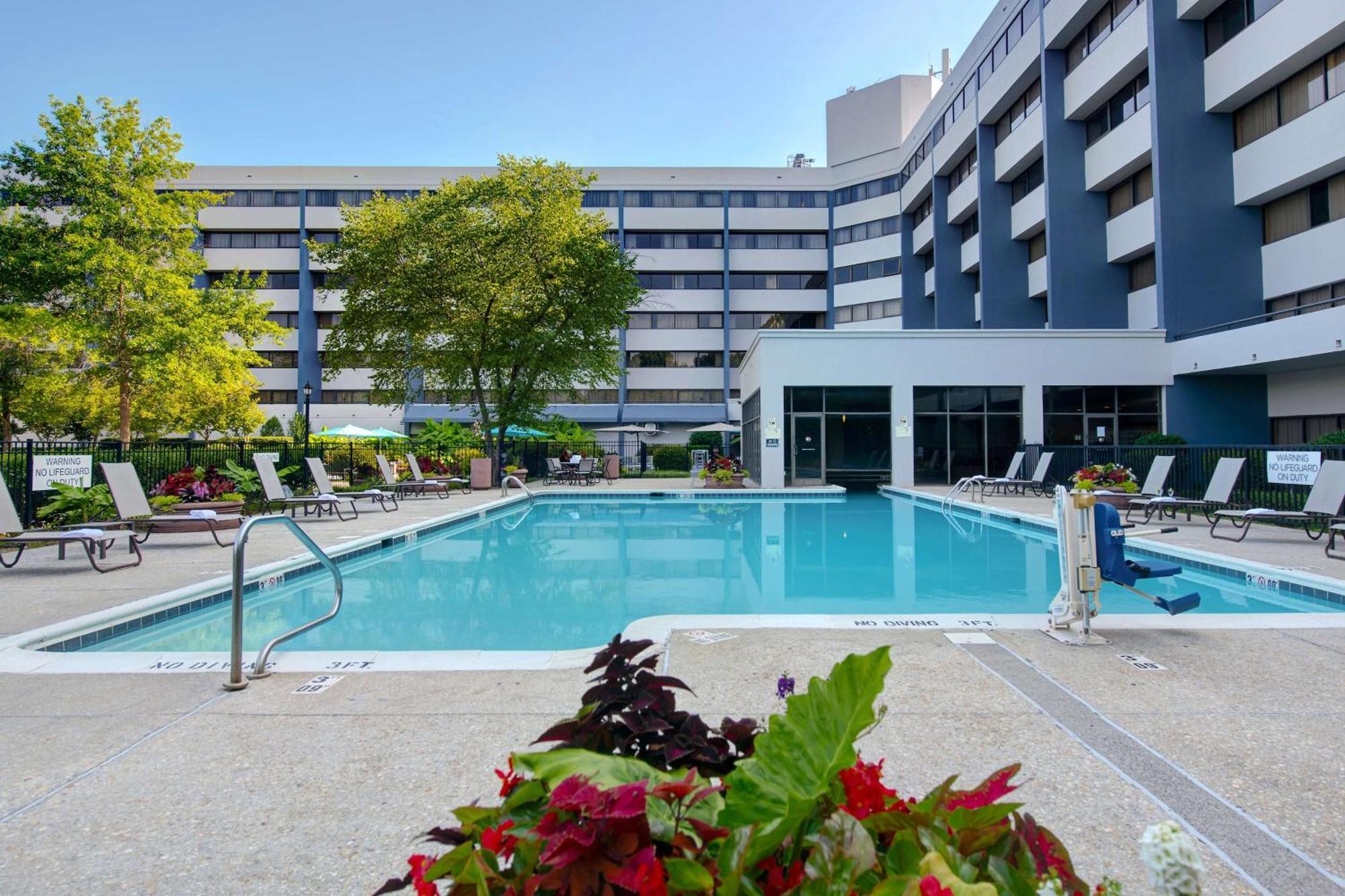Hotel Doubletree By Hilton Raleigh-durham